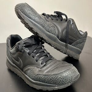 Nike Air Safari QS Black Anthracite Men’s sz 11.5